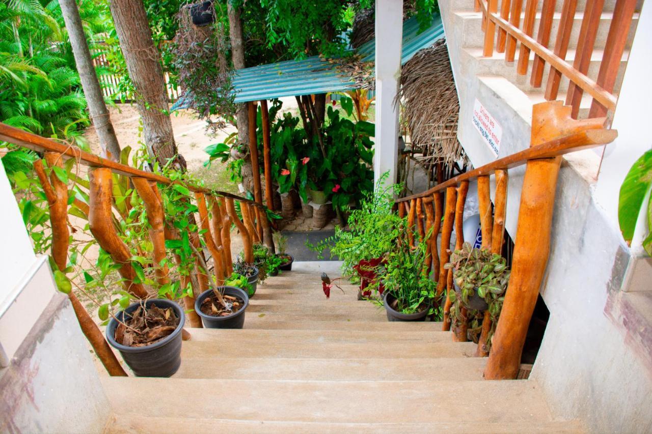 Turtle Paradise Tangalle Exterior foto